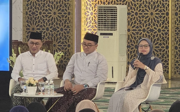 Thumbnail Berita - Pesan Gus Amak & Ning Widad Tentang Jihad Digital dalam Majelis Subuh GenZI di Masjid Al-Akbar Surabaya
