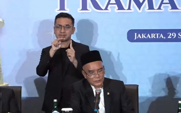 Thumbnail Berita - Komisi VIII DPR Dukung Ikhtiar Menag Satukan Metode Penetapan Awal Ramadan