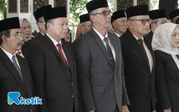Thumbnail Berita - Terkendala Teknis saat Upload Data, Pelantikan Ulang 7 Pejabat  Sidoarjo Tak Ubah Hasil Mutasi