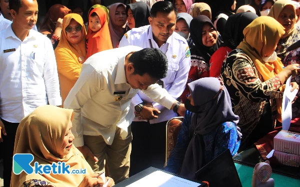 Thumbnail Plt Bupati H Subandi Pastikan UMKM Sidoarjo Mudah Urus Izin Usaha