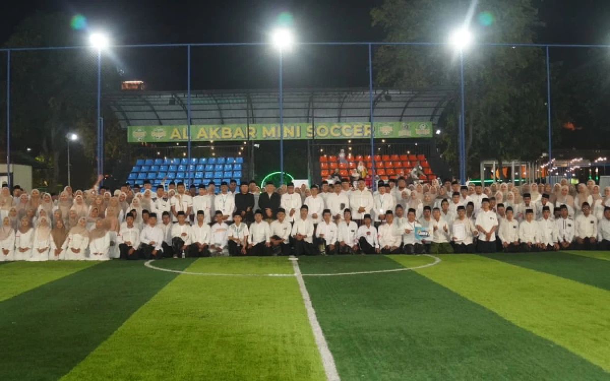 Thumbnail Berita - Remas Camp 2026, 300 Remaja Resmi Bergabung dengan Remas Al-Akbar Surabaya