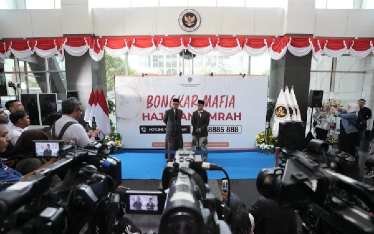 Thumbnail Berita - Jamin Perlindungan Jemaah, Kemenhaj Luncurkan Hotline Bongkar Mafia Haji dan Umrah