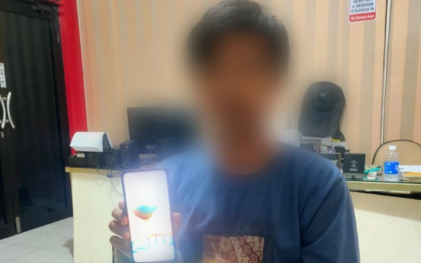Thumbnail Terekam CCTV, Pembobol Toko HP di Malang Ditangkap Polisi