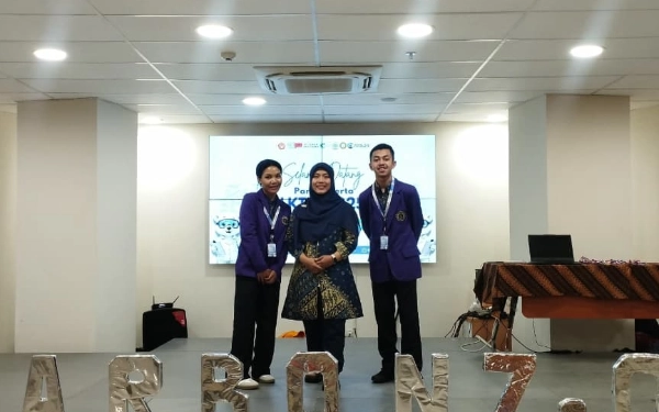 Thumbnail Berita - Bikin Inovasi Jembatan Pintar Berbasis IoT, Mahasiswa Teknik Sipil Unitri Raih Juara 1 Nasional LKTI