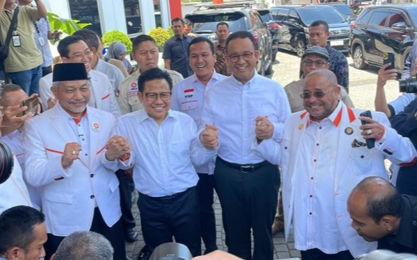 Thumbnail Anies-Cak Imin Merapat ke Markas PKS, Bahas Strategi Pemenangan