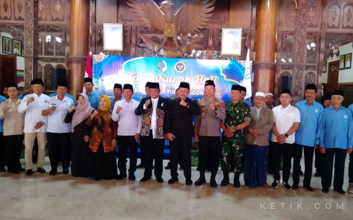 Thumbnail Berita - Plt Bupati Tulungagung Sambut Jemaah Haji 2026, Tekankan Tiga Sifat Utama Haji Mabrur