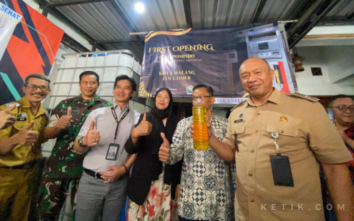 Thumbnail Berita - Diskopindag Kota Malang Apresiasi Kehadiran Depo Pomindo: Bantu UMKM Dapat Minyak Goreng Terjangkau