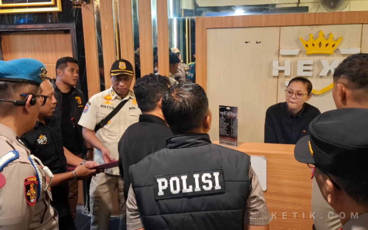 Thumbnail Berita - Razia Miras, Tim Gabungan Sasar Kafe dan Tempat Hiburan Malam di Tulungagung