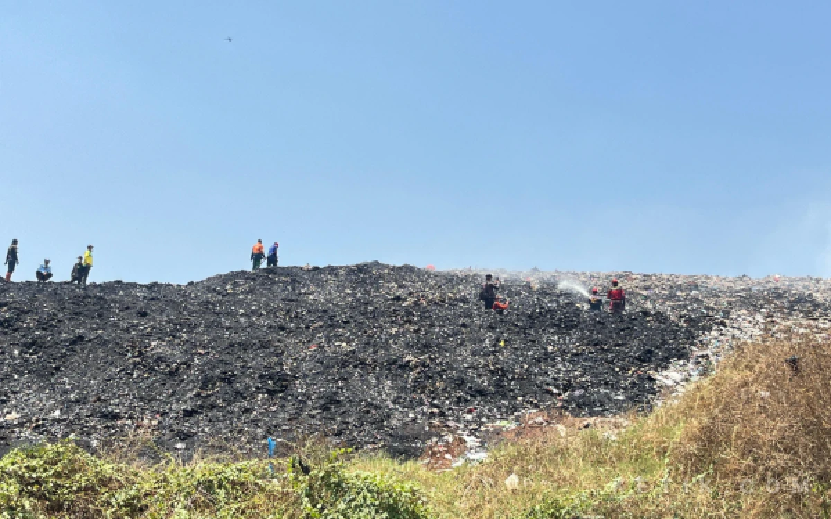 Thumbnail Berita - Cegah Kebakaran TPA Supit Urang Berulang, DLH Kota Malang Bakal Pasang Ecoplast