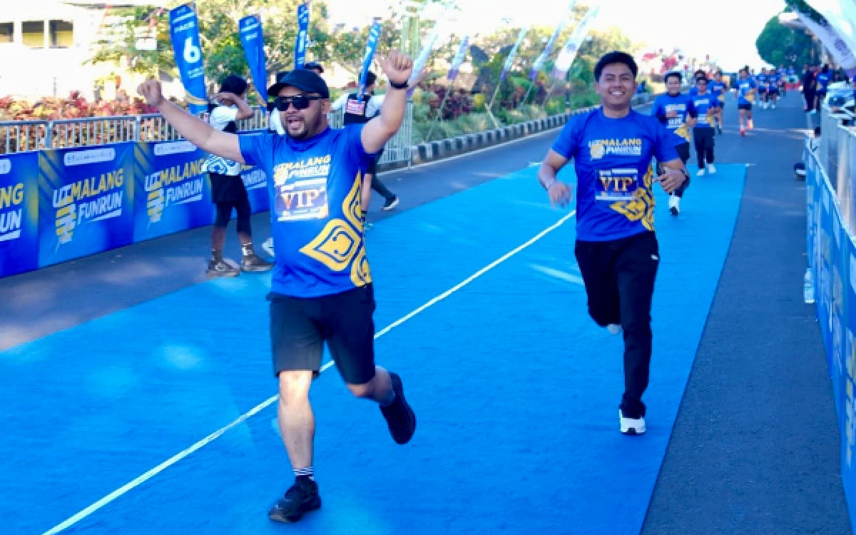Thumbnail Berita - Ikut UT Malang Fun Run 2026, Wawali Mas Heli Pastikan Izin Event Sport Tourism Kota Batu Dipermudah