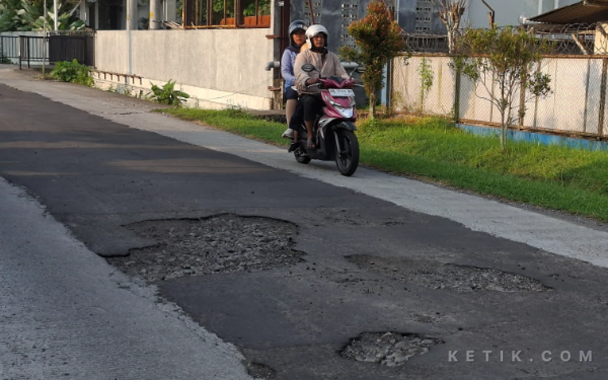 Thumbnail Berita - Sleman Melompat Lebih Jauh: Anggaran Jalan 2026 Tembus Rp 108 Miliar demi Ekonomi Rakyat