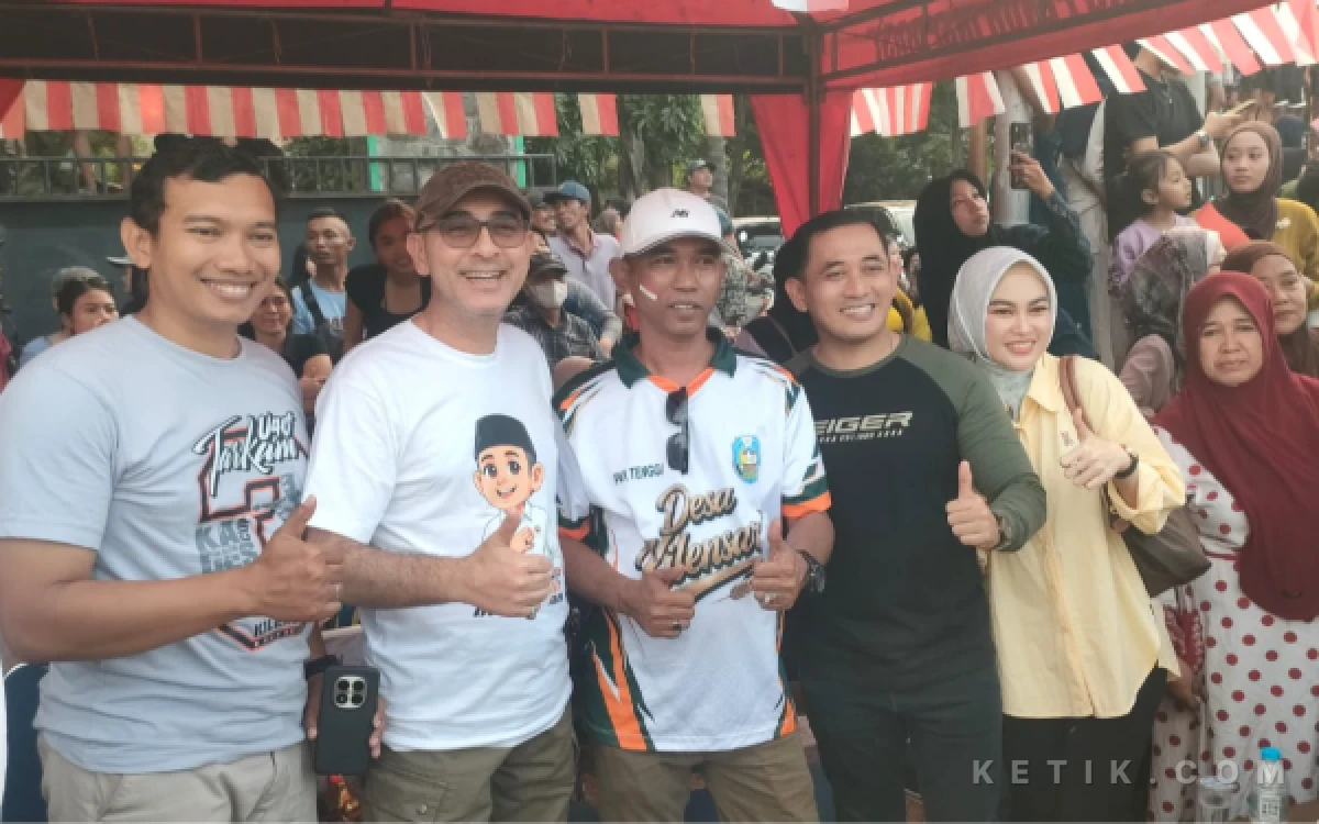 Thumbnail Berita - Bikin Heboh! Tarkam Kilensari Cup III di Situbondo Berakhir Tanpa Juara, Hakim Garis Diserbu Penonton