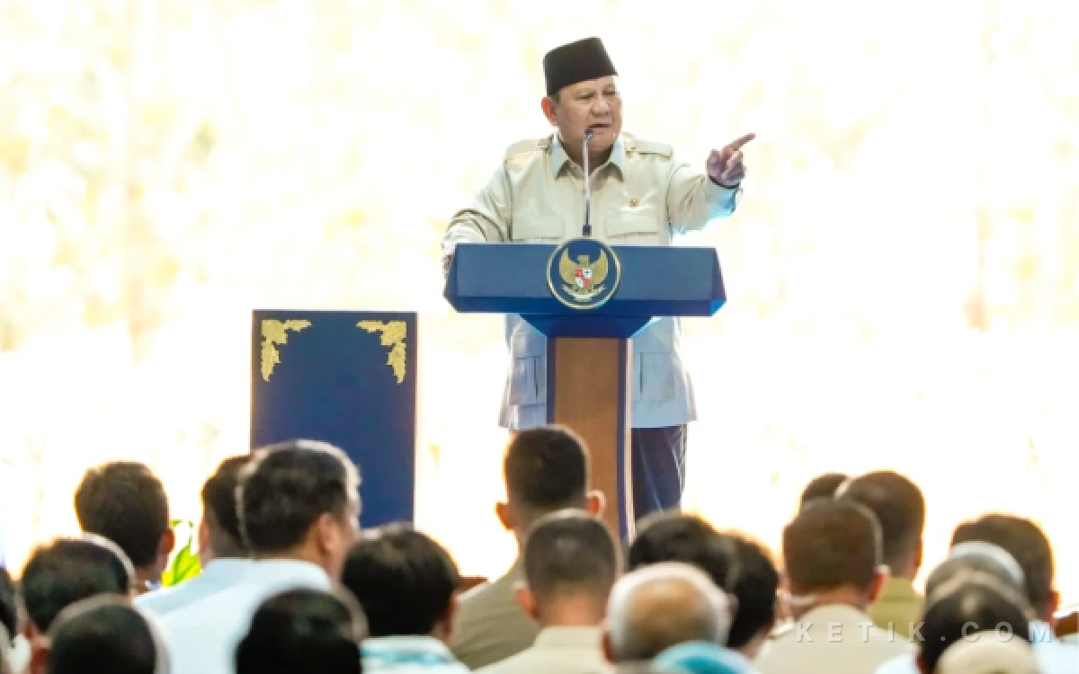 Thumbnail Berita - Momen Kocak di Tuban: Presiden Prabowo Sapa Gubernur Khofifah dan Bupati Aditya Halindra Jadi "Aditya Gerindra"