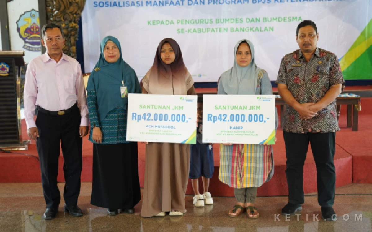 Thumbnail Berita - Sosialisasi BPJS Ketenagakerjaan untuk BUMDes dan BUMDesma di Bangkalan, Santunan JKM Rp42 Juta Diserahkan