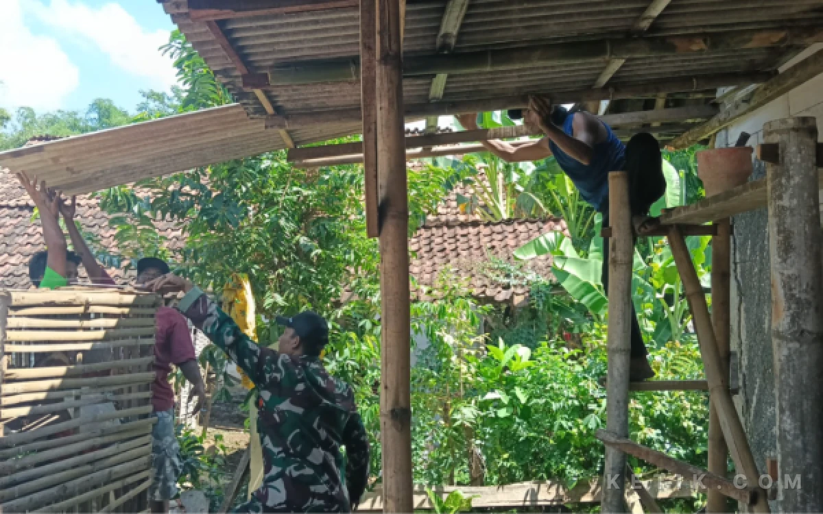 Thumbnail Berita - RTLH Telah Mencapai 75 Persen, Satgas TMMD Ke-128 Kodim 0820 Probolinggo Optimis Tuntas Sesuai Target