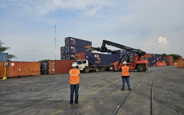 Thumbnail Berita - KAI Logistik dan PT NX Logistics Indonesia Kolaborasi Wujudkan Logistik Ramah Lingkungan Lewat Kereta Api