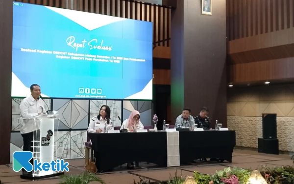 Thumbnail Evaluasi DBHCHT Semester I, Pj Sekda Kabupaten Malang: Segera Realisasikan Kegiatan