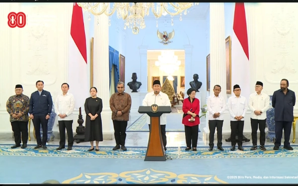 Thumbnail Berita - Panggil Ketum Parpol ke Istana, Prabowo Umumkan Tunjangan Anggota DPR RI Bakal Dicabut