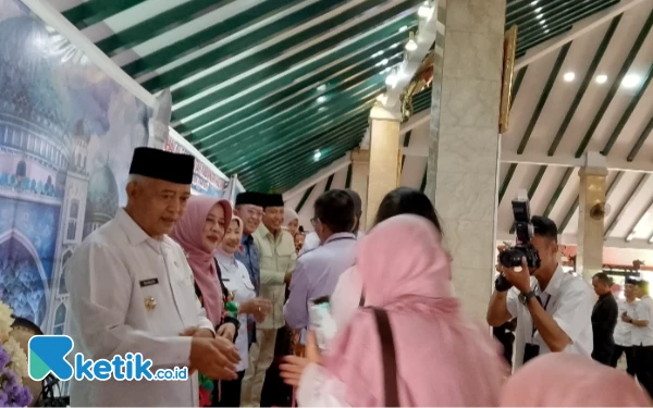Thumbnail Berita - Halalbihalal dengan Ribuan ASN, Bupati Malang Komitmen Dukung Progam Presiden Prabowo