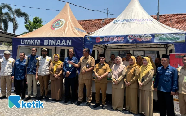 Thumbnail Berita - Dorong UMKM Mojokerto Go Digital, Gus Barra Siapkan Gedung Dekranasda sebagai Rumah Produk UMKM