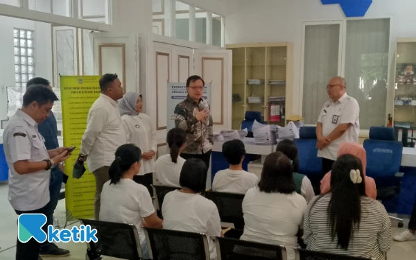 Thumbnail Siapkan Migran Center, Wabup Malang Koordinasi dengan Kemenko PM
