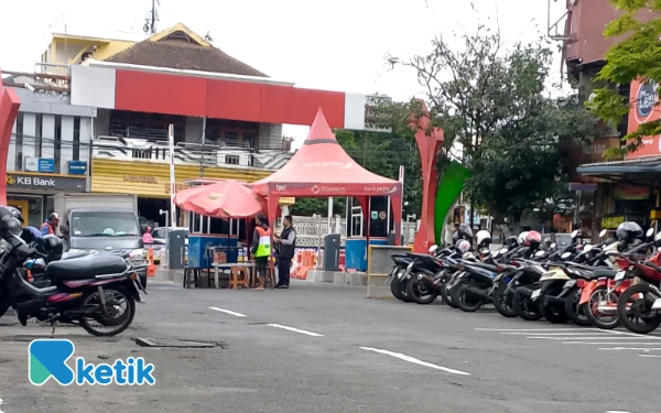 Thumbnail Terungkap! Skema Uji Coba Portal Parkir di Jalan Umum Alun-alun Kota Batu Dinilai Menyusahkan