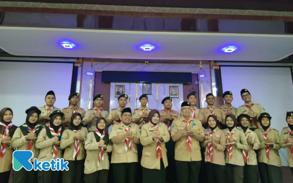 Thumbnail Berita - Berangkatkan Kontingen Pramuka Saka Bakti Husada, Ini Pesan Ketua Kwarcab Situbondo