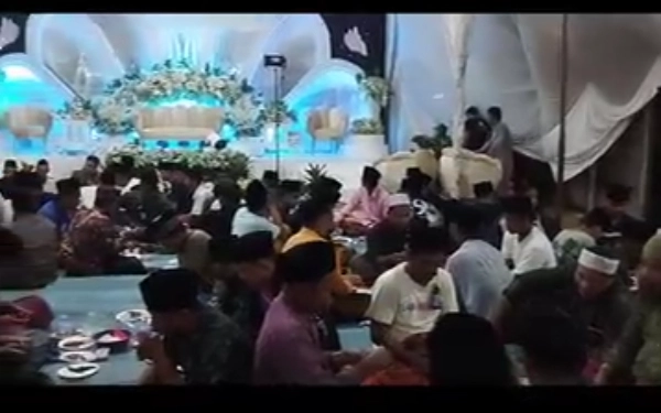 Thumbnail Berita - Lek Mellek, Begadang Penuh Makna di Malam Menjelang Pernikahan