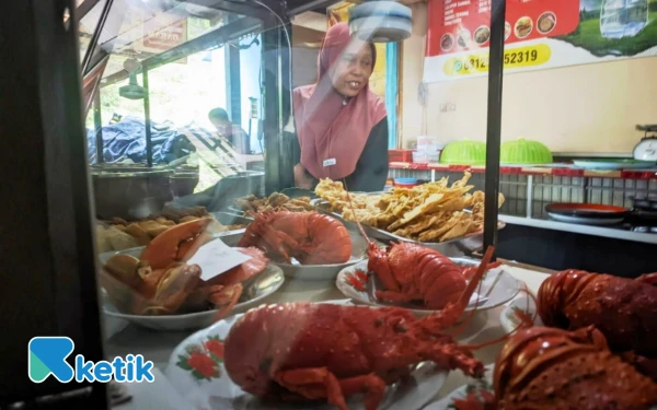 Thumbnail Berita - Bukan Cuma Pantai, Ini 7 Rekomendasi Kuliner Pacitan yang Wajib Jadi Rute Kudapan Anda!