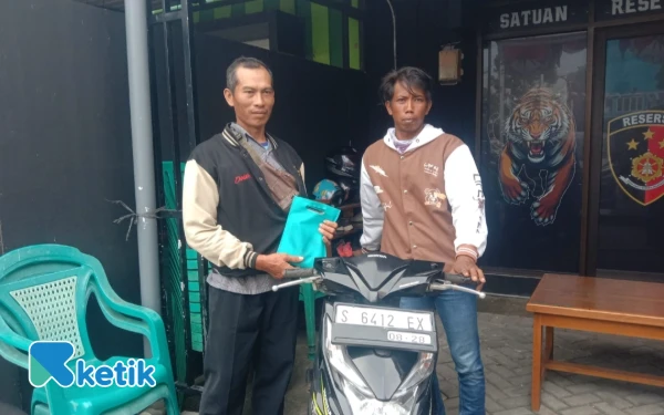 Warga Tuban Korban Pencurian Motor dan HP Semringah, Polisi Kembalikan Barang-Barang Curian ke Pemilik
