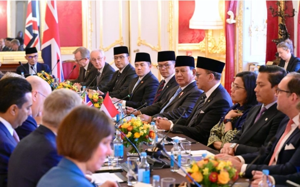 Thumbnail Presiden Prabowo Bawa Pulang Investasi Rp135 Triliun dari CEO Roundtable Forum di London