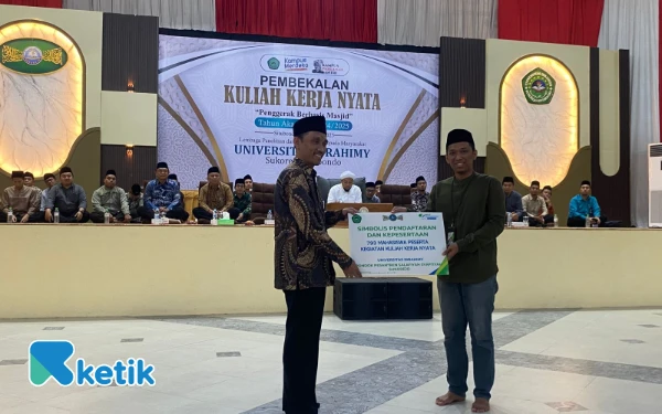 Thumbnail Berita - Mahasiswa KKN Universitas Ibrahimy Situbondo Ikuti Program JKK dan JK BPSJ Ketenagakerjaan