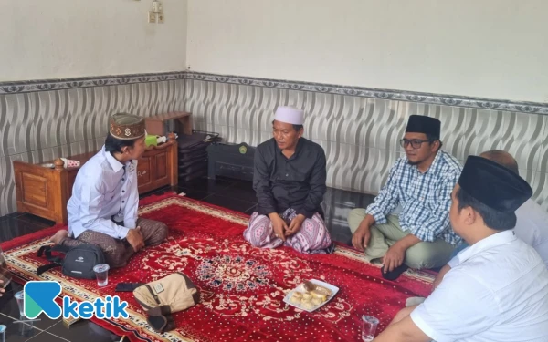 Kunjungi Ponpes Syekh Abdul Qodir Jaelani, Tim Nasim Khan Indonesia Beri Bantuan dan Dukungan Moral