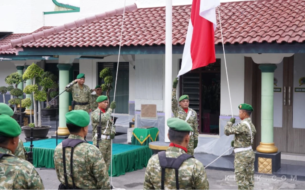 Thumbnail Berita - Sumpah Pemuda ke-98, Kodim 0808/Blitar Ingatkan Generasi Muda Tak Cukup Hanya Cerdas
