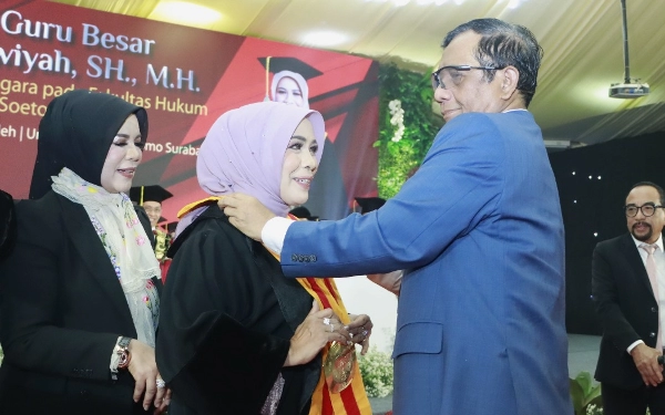 Thumbnail Adik Mahfud MD Dikukuhkan Jadi Guru Besar, Ini Isi Pesannya