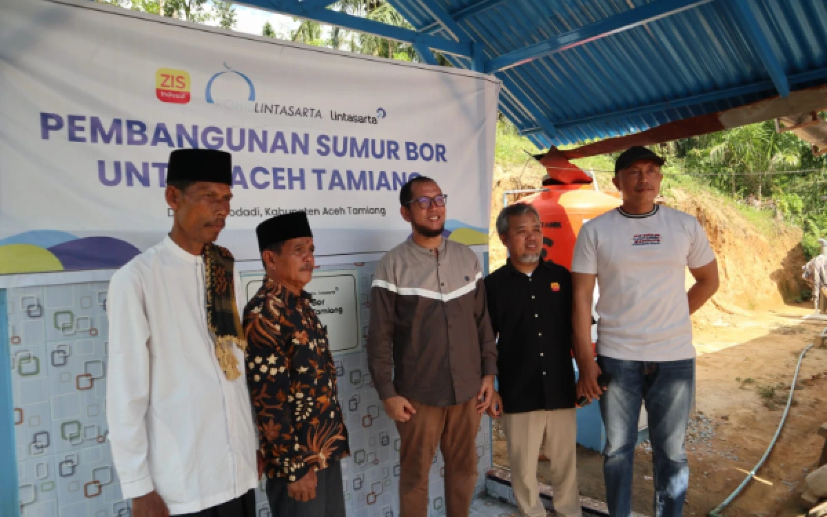 Thumbnail Berita - Bantu Penyintas Bencana, Laznas ZIS Indosat  dan Lintasarta Bangun Sumur Bor di Aceh Tamiang