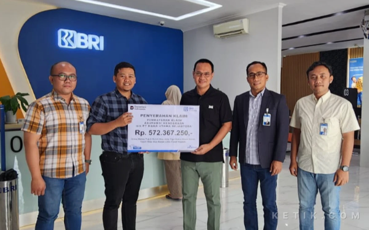 Thumbnail Berita - Bentuk Komitmen Perlindungan, BRI Insurance Bayar Klaim Rp572,36 Juta ke PT Haka Utama Sejahtera