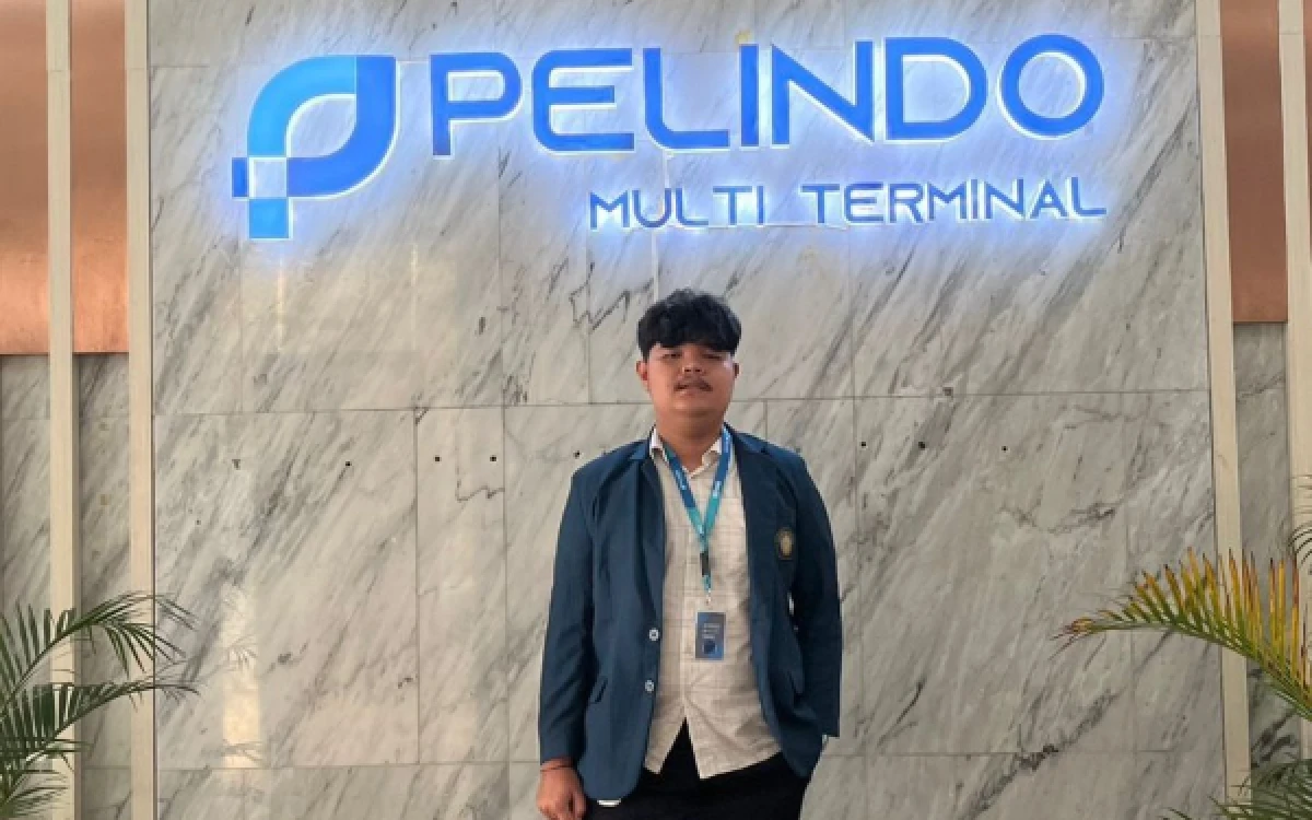 Foto Potret Bartolomeuz Pangaribuan Magang di Pelindo Multi Terminal ( Foto : Dok. Bartolomeuz Pangaribuan/Mahasiswa PSDKU UB Kediri)