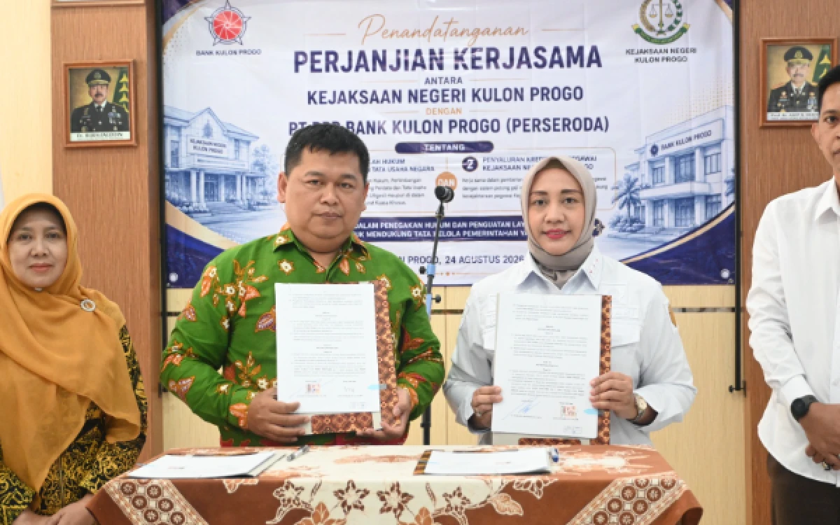 Thumbnail Berita - Jaga Kesehatan Industri Bank Lokal, Kejari dan BPR Kulon Progo Resmi Sepakati Kerja Sama