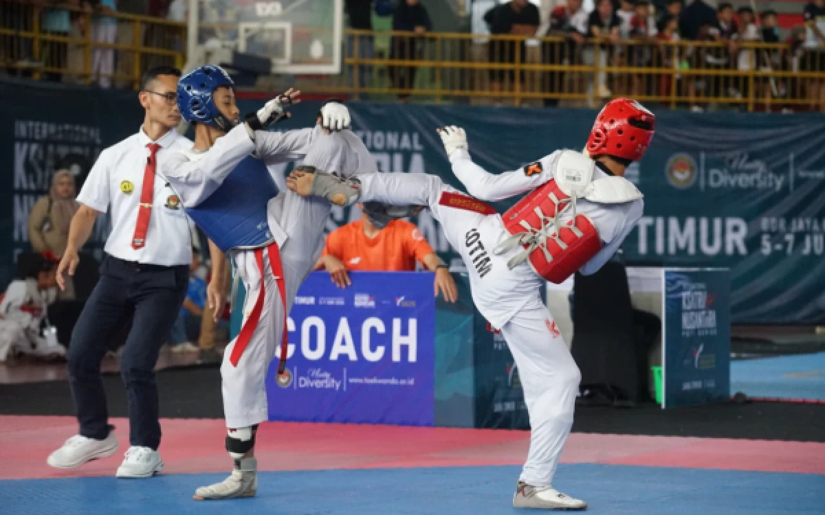 Thumbnail Berita - 1.232 Atlet Ramaikan Kejuaraan Taekwondo, Mbak Wali Harap Makin Banyak Lahir Atlet Berprestasi