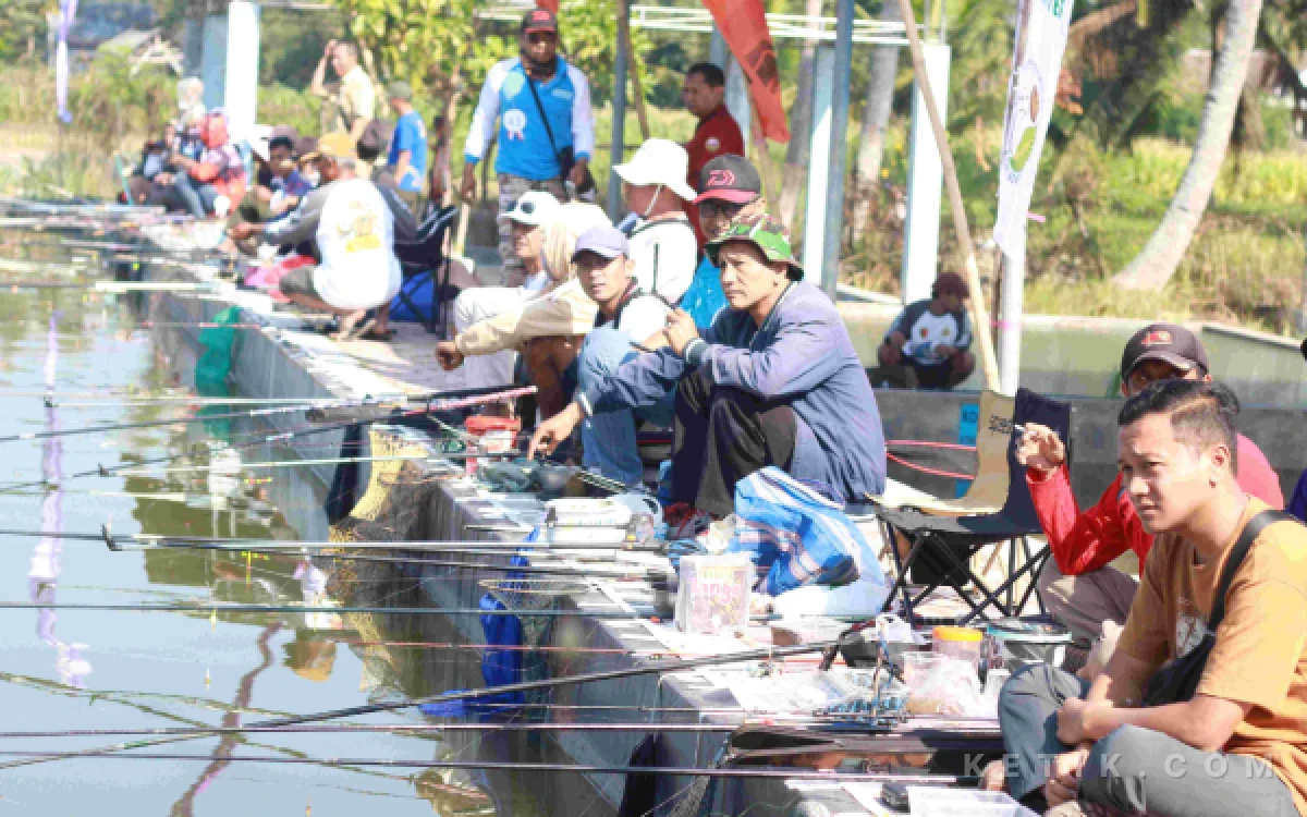 Thumbnail Berita - Bukan Sekadar Mancing! Disnakkan Bondowoso Bidik Ledakan Ekonomi dari Hobi Rakyat