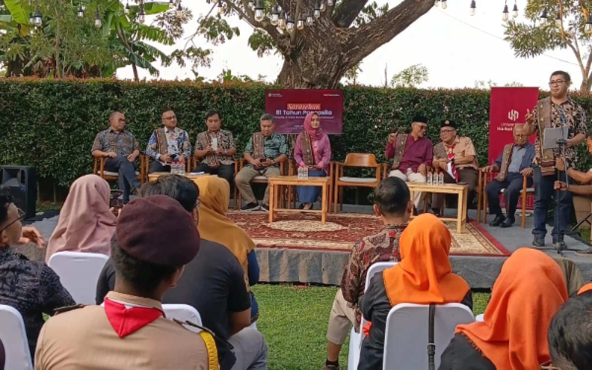 Thumbnail Berita - Akademisi dan Pejabat Publik Brebes Bedah Otoritas Kekuasaan lewat Diskusi Sarasehan 81 Pancasila