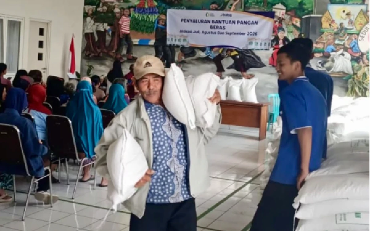 Thumbnail Berita - Pemkot Batu Salurkan Beras Bapanas ke 14.225 Keluarga Penerima