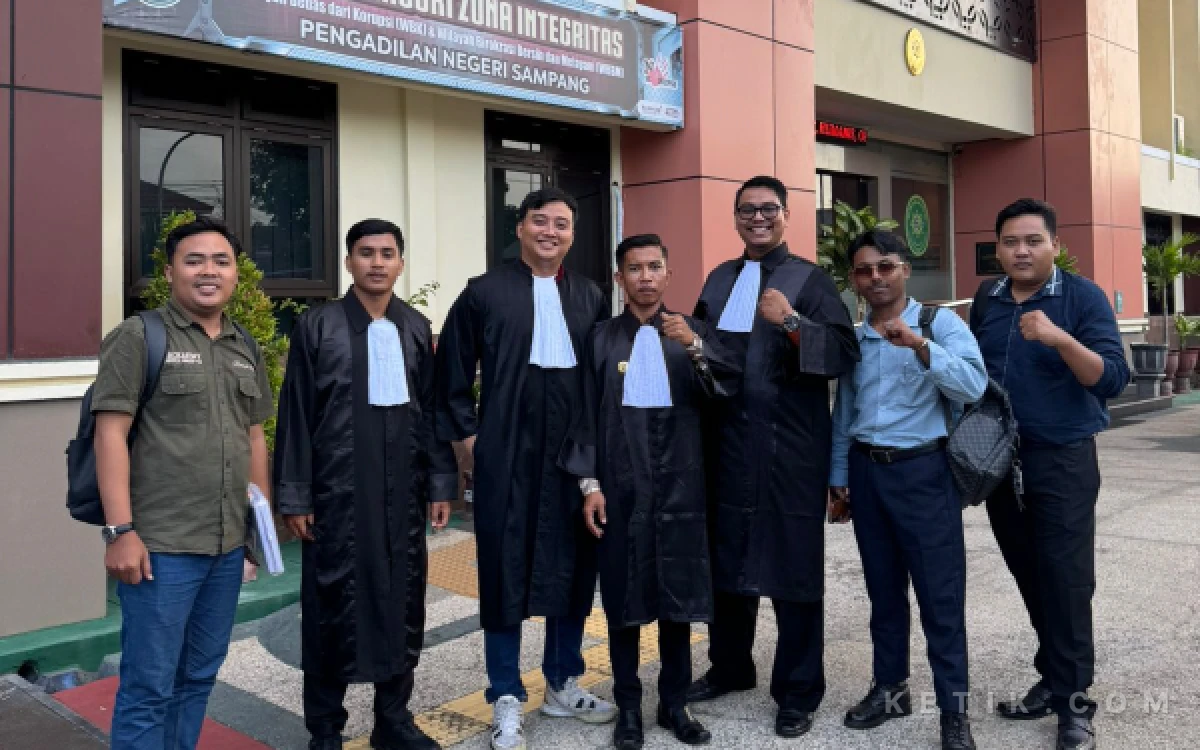Thumbnail Berita - Dampingi Sidang Pledoi H. Umar Faruq, Tim Advokat: Perkara Ini Murni Kesesatan Fakta