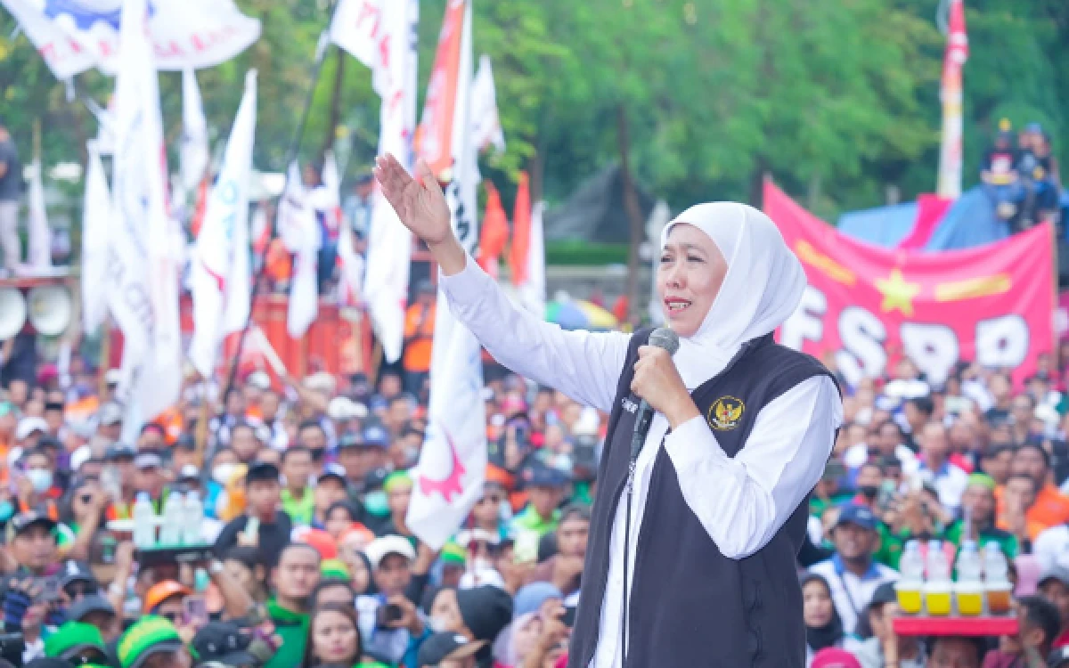 Thumbnail May Day 2026! Bersama Ribuan Pekerja, Gubernur Khofifah Bagi Kado Paket Kebjakan Pro Buruh