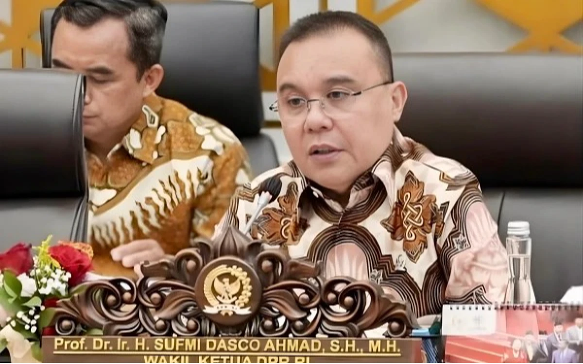 Thumbnail Berita - 55 Ribu Buruh Terancam PHK, DPR dan Pemerintah Bentuk Satgas Mitigasi PHK