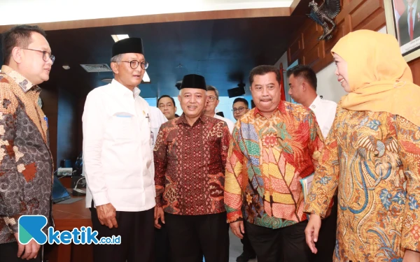 Thumbnail Rapat dengan Menteri PU, Bupati Malang Dorong Pembangunan Tol Malang-Kepanjen