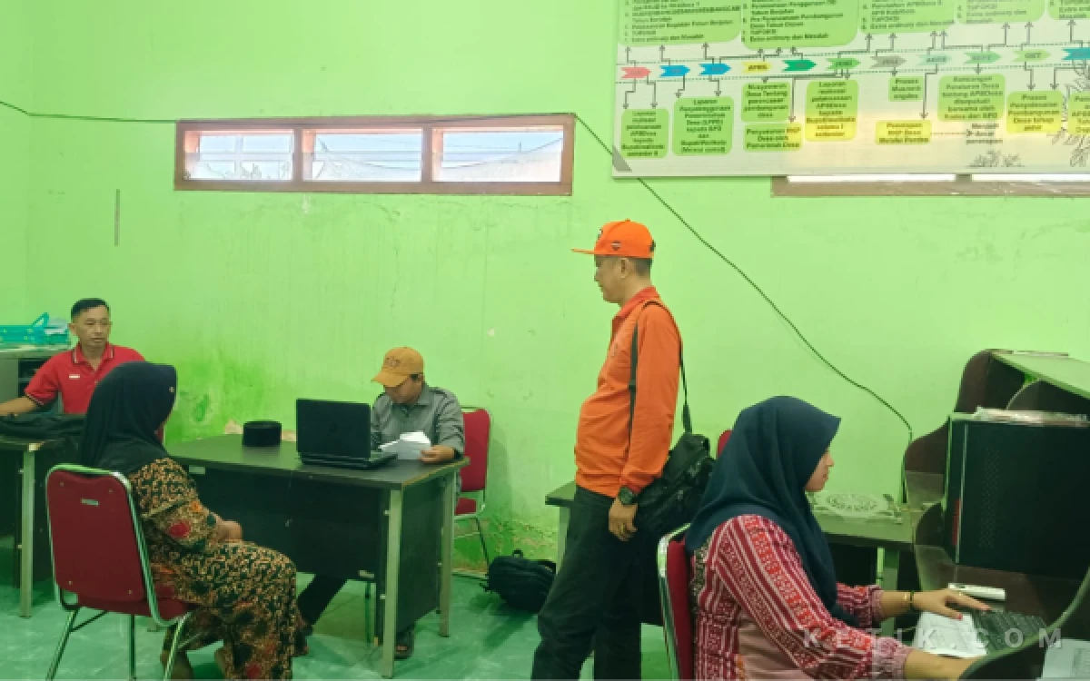 Gaji 4 Bulan Belum Cair, Perangkat Desa Kayu Putih Situbondo Akhirnya Kembali Buka Pelayanan