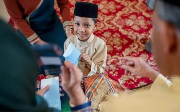 Selalu Ditunggu hingga Perayaan Idulfitri, Ternyata Begini Sejarah Angpau dan THR
