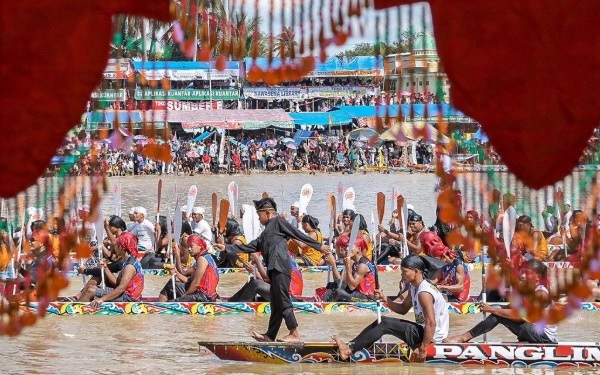 Thumbnail Pacu Jalur Budaya Asli Kuansing, Bukan Malaysia! Begini Penjelasan Pemprov Riau